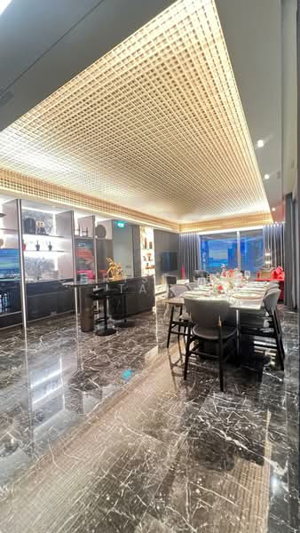 W Residences Marina View - Singapore, 22 Marina View, 4 Bedrooms, 2,250 sqft, Condominium For Sale, by Christina Tan, 500063757 - Living Room - PropertyGuru.com.sg