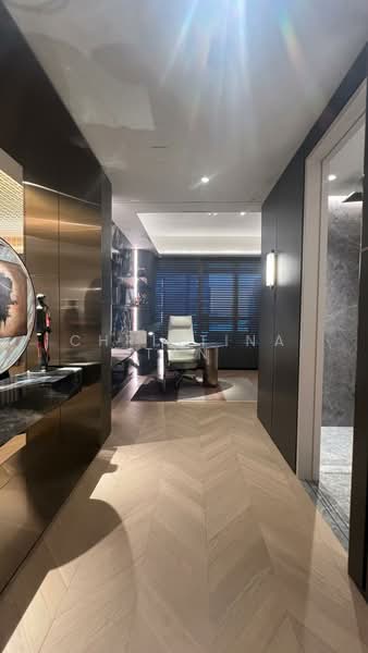 W Residences Marina View - Singapore Condominium For Sale at S$ 11,360,000 | PropertyGuru Singapore - Study