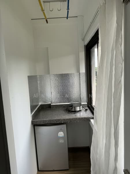 105 Spottiswoode Park Road Apartment For Sale at S$ 1,520,000 | PropertyGuru Singapore - Kitchen