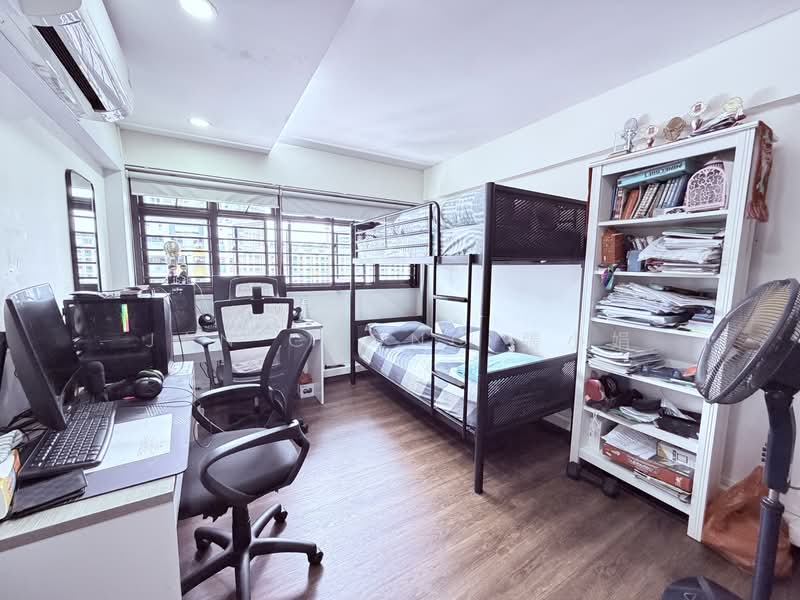 15 Upper Boon Keng Road HDB Flat For Sale at S$ 618,000 | PropertyGuru Singapore - Bedroom