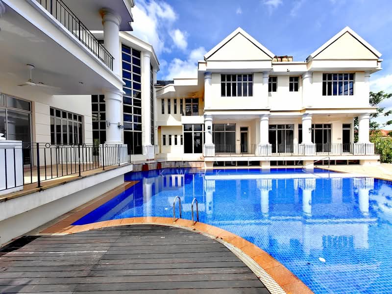 Spacious GCB off Holland Road - with amazing huge pool, Bukit Sedap, 6 Bedrooms, 12,500 sqft, Good Class Bungalow For Rent, by Meriell Alexiz Kwek, 500063792 - Exterior - PropertyGuru.com.sg