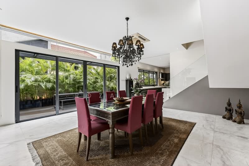 Frankel Estate Semi-Detached House For Sale at S$ 10,800,000 | PropertyGuru Singapore - Dining Room