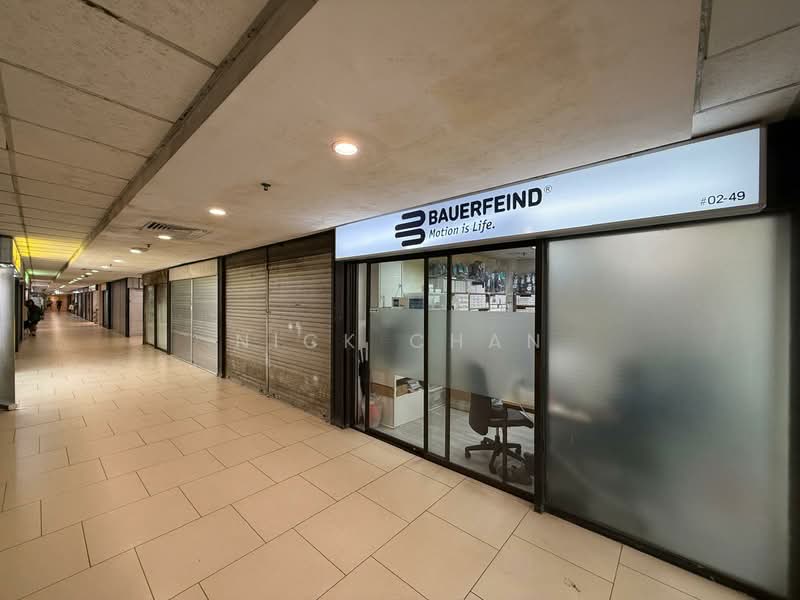 Lucky Plaza, 304 Orchard Road, Orchard / River Valley, 118 sqft, Mall Shop For Sale, by Nick Chan, 500063808 - Interior - CommercialGuru.com.sg
