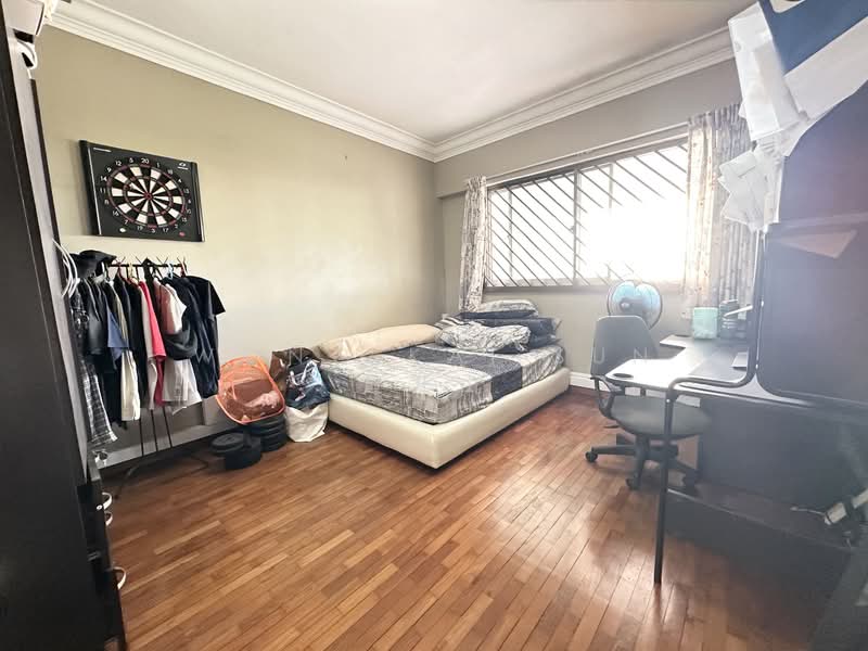 656 Hougang Avenue 8 HDB Flat For Sale at S$ 899,999 | PropertyGuru Singapore - Bedroom