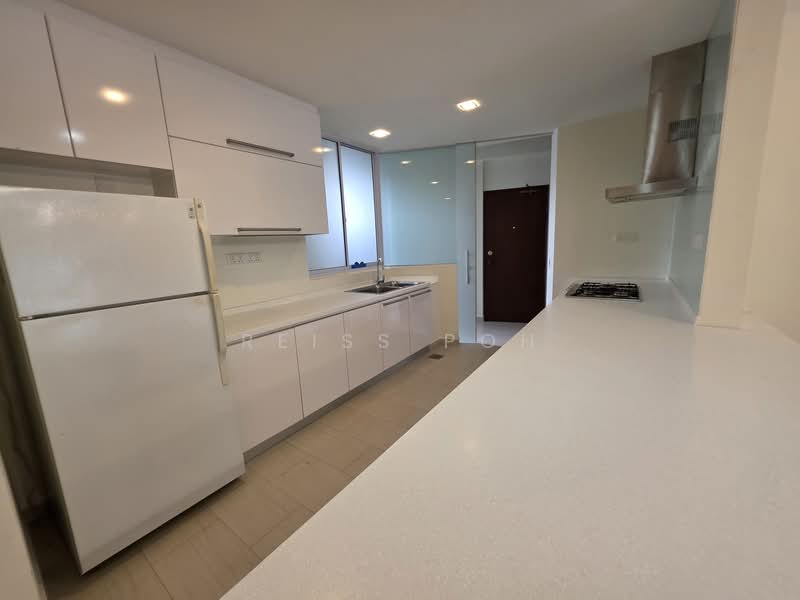 Regency Park, 7 Nathan Road, 3 Bedrooms, 2,260 sqft, Condominium For Rent, by Reiss Poh, 500063840 - Kitchen - PropertyGuru.com.sg