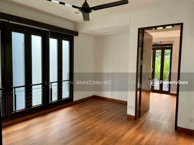 (Huge Price Drop | Best Value) Rare 4-Storey Balinese-Style Detached Bungalow at Sentosa Cove Bungalow House For Sale at S$ 10,800,000 | PropertyGuru Singapore - Interior