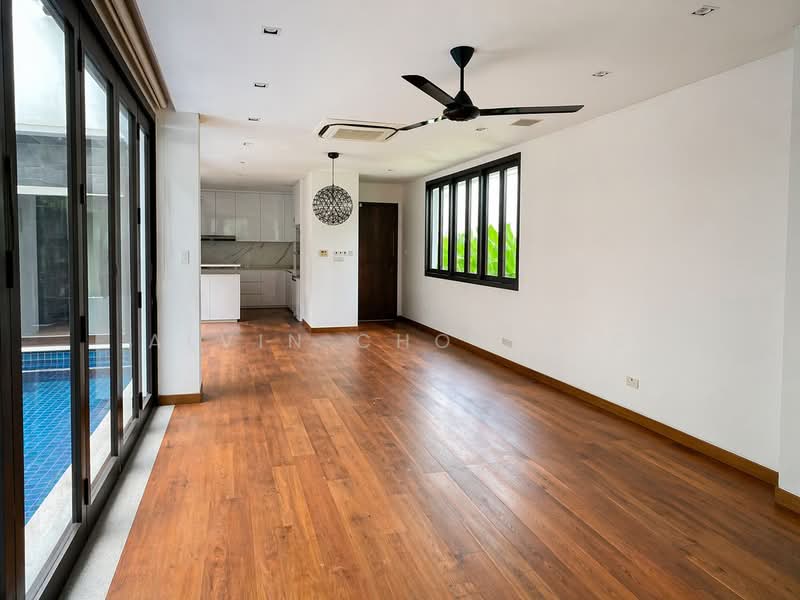 (Huge Price Drop | Best Value) Rare 4-Storey Balinese-Style Detached Bungalow at Sentosa Cove, 30 Lakeshore View, 5 Bedrooms, 10,500 sqft, Bungalow House For Sale, by Alvin Choo H.C, 500063850 - Living Room - PropertyGuru.com.sg