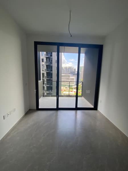 Park Colonial Condominium For Sale at S$ 1,700,000 | PropertyGuru Singapore - Balcony