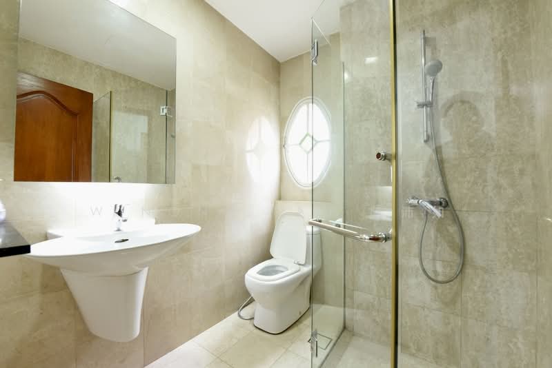 Gentle Villas, Gentle Drive, 5 Bedrooms, 7,382 sqft, Semi-Detached House For Rent, by Winona Tan 陈沛如, 500063860 - Bathroom - PropertyGuru.com.sg