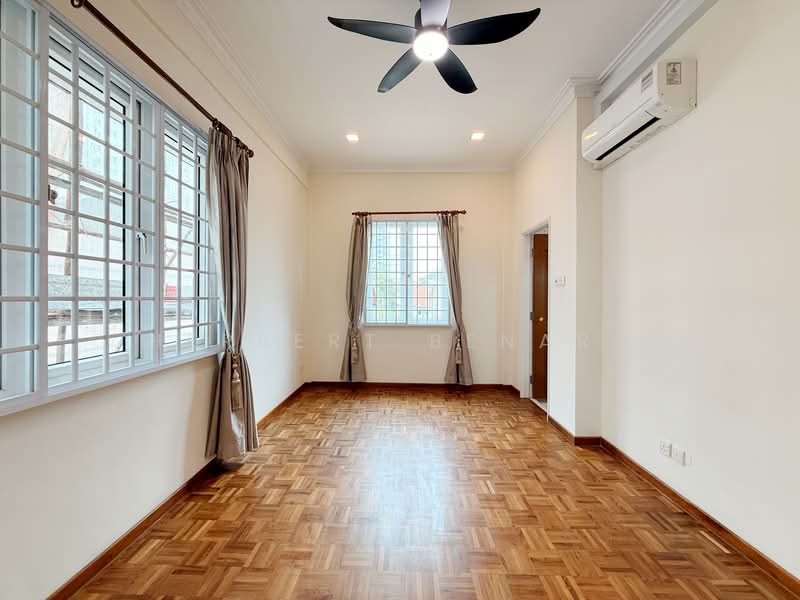 Dunman Lane, Dunman Lane, 5 Bedrooms, 4,000 sqft, Semi-Detached House For Rent, by Herbert Benard, 500063868 - Living Room - PropertyGuru.com.sg