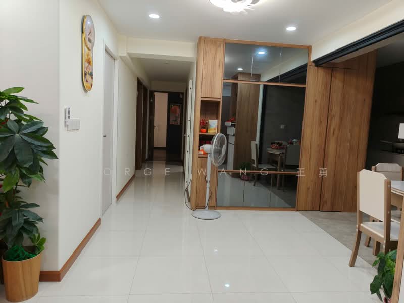 660A Tampines Street 64, 660A Tampines Street 64, Room Rental, 120 sqft, HDB Flat For Rent, by George Wang 王勇, 500063874 - Corridor - PropertyGuru.com.sg