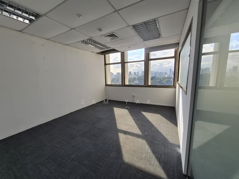 Peninsula Plaza, 111 North Bridge Road, 1,486 sqft, Office For Rent, by Sam Yap, 500063880 - Interior - CommercialGuru.com.sg