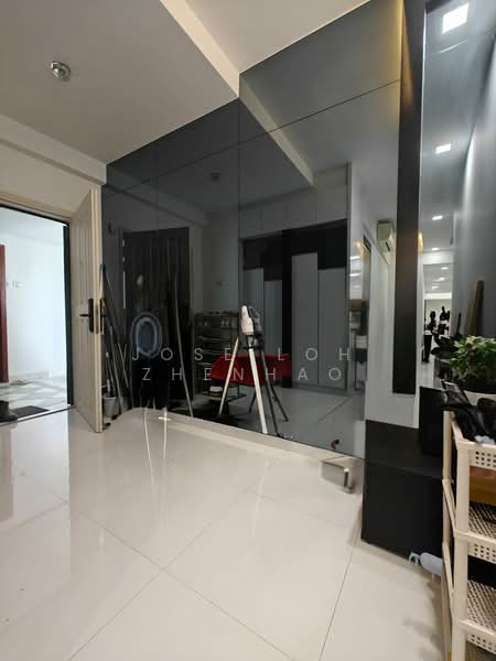 Northvale Condominium For Sale at S$ 1,900,000 | PropertyGuru Singapore - Entrance