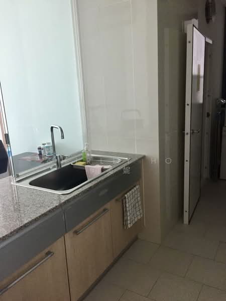 Rivergate, 99 Robertson Quay, 2 Bedrooms, 1,044 sqft, Condominium For Rent, by Shirley Ho 何美妮, 500063897 - Kitchen - PropertyGuru.com.sg
