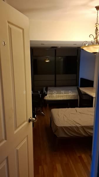 Pandan Valley, 1 Pandan Valley, Room Rental, 170 sqft, Condominium For Rent, by Raymond Tay, 500063898 - Bedroom - PropertyGuru.com.sg