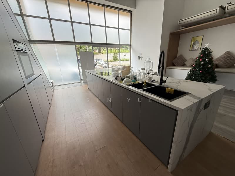 Midview Building, 50 Bukit Batok Street 23, 2,800 sqft, Light Industrial (B1) For Sale, by Karen Yuen, 500063902 - Kitchen - CommercialGuru.com.sg