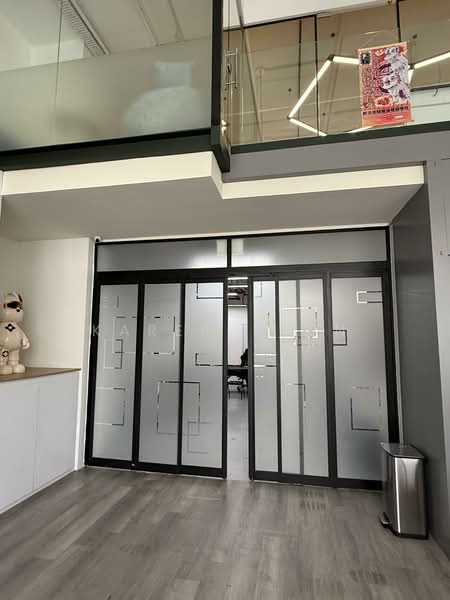 Midview Building, 50 Bukit Batok Street 23, 2,800 sqft, Light Industrial (B1) For Sale, by Karen Yuen, 500063902 - Entrance - CommercialGuru.com.sg