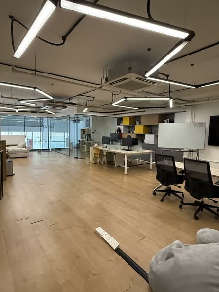Midview Building, 50 Bukit Batok Street 23, 2,800 sqft, Light Industrial (B1) For Sale, by Karen Yuen, 500063902 - Interior - CommercialGuru.com.sg