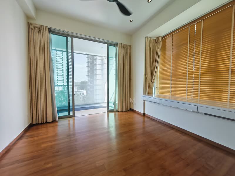 Ventuno Balmoral, 21 Balmoral Road, 3 Bedrooms, 1,313 sqft, Condominium For Rent, by Colin Mow, 500063907 - Master bedroom - PropertyGuru.com.sg