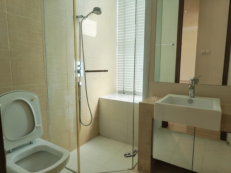 Ventuno Balmoral, 21 Balmoral Road, 3 Bedrooms, 1,313 sqft, Condominium For Rent, by Colin Mow, 500063907 - Common Bathroom - PropertyGuru.com.sg