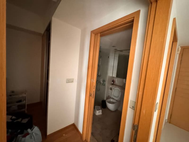 One Shenton, 1 Shenton Way, 2 Bedrooms, 1,098 sqft, Condominium For Rent, by Jasmine Lek, 500063914 - Bathroom - PropertyGuru.com.sg