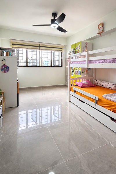868B Tampines Avenue 8 HDB Flat For Sale at S$ 790,000 | PropertyGuru Singapore - Bedroom