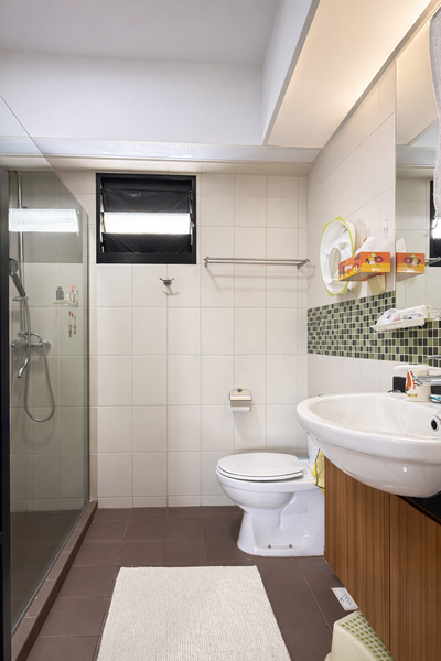 868B Tampines Avenue 8 HDB Flat For Sale at S$ 790,000 | PropertyGuru Singapore - Bathroom