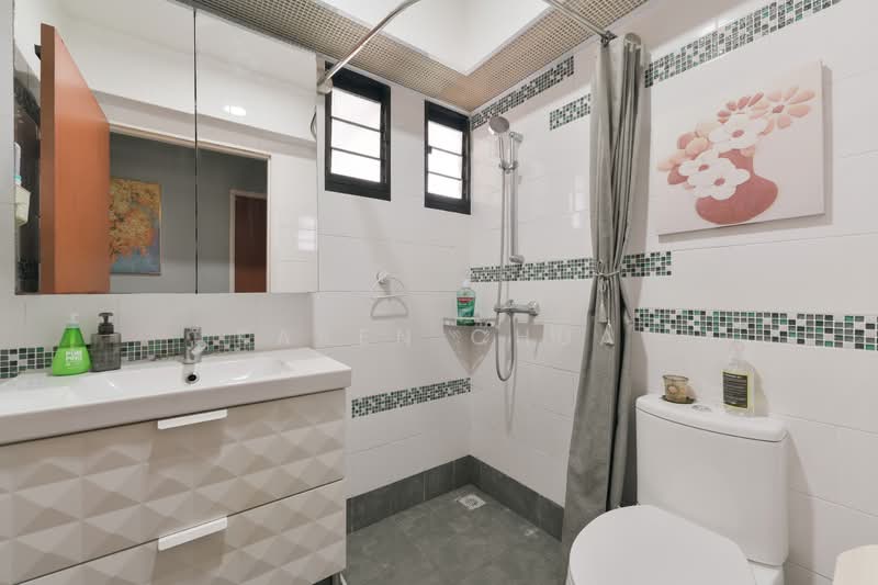 259C Punggol Field HDB Flat For Sale at S$ 699,000 | PropertyGuru Singapore - Bathroom