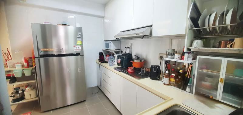 213B Compassvale Lane HDB Flat For Sale at S$ 648,000 | PropertyGuru Singapore - Kitchen