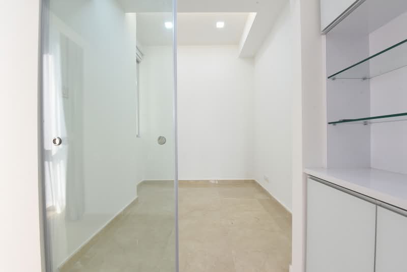 Regency Park, 3 Nathan Road, 4 Bedrooms, 3,650 sqft, Condominium For Rent, by Shirley Chua, 500063936 - Interior - PropertyGuru.com.sg