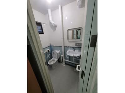 For Sale - 427 Clementi Avenue 3