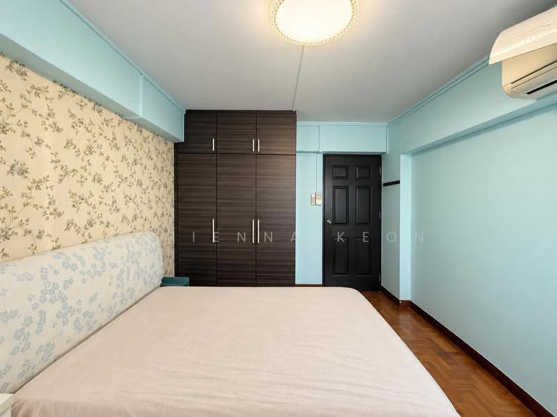 324 Clementi Avenue 5, 324 Clementi Avenue 5, Buona Vista / West Coast / Clementi New Town, Room Rental, 200 sqft, HDB Flat For Rent, by Adrienna Keon, 500063975 - Bedroom - PropertyGuru.com.sg