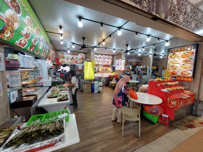 Many shops this HDB cluster for ur needs