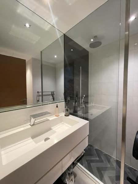 Altez, 16 Enggor Street, 2 Bedrooms, 1,109 sqft, Condominium For Rent, by Cyril Tuzemen, 500063996 - Bathroom - PropertyGuru.com.sg