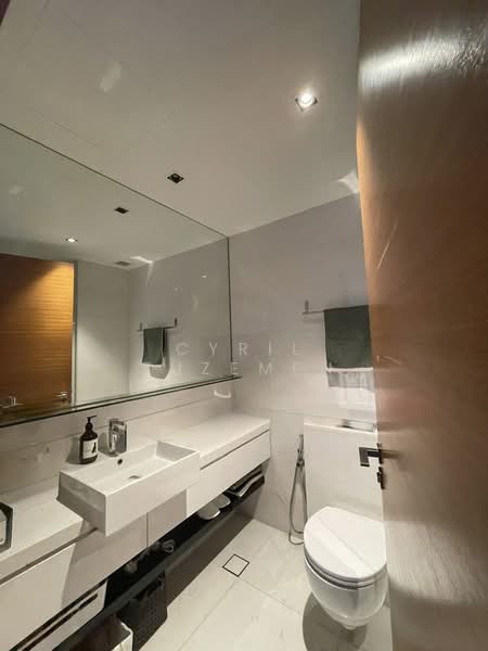 Altez, 16 Enggor Street, 2 Bedrooms, 1,109 sqft, Condominium For Rent, by Cyril Tuzemen, 500063996 - Bathroom - PropertyGuru.com.sg