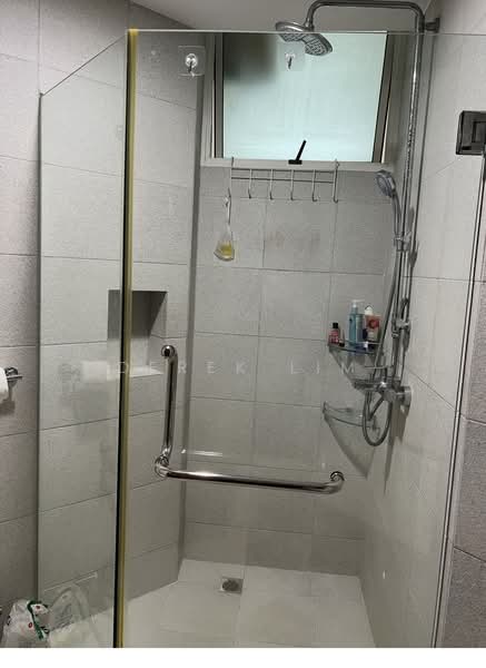Compass Heights Condominium For Sale at S$ 1,880,000 | PropertyGuru Singapore - Bathroom