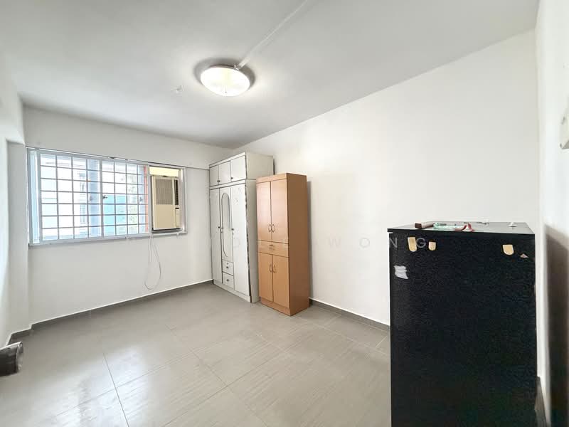 113 Bedok Reservoir Road HDB Flat For Sale at S$ 599,999 | PropertyGuru Singapore - Common Bedroom