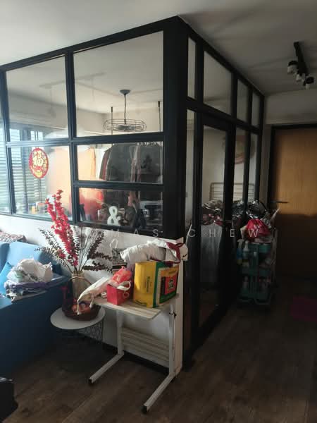 92 Dawson Road HDB Flat For Sale at S$ 828,888 | PropertyGuru Singapore - Living Room