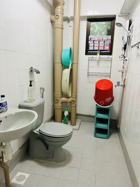 289 Bishan Street 24, 289 Bishan Street 24, Room Rental, 150 sqft, HDB Flat For Rent, by Andee Loo, 500064032 - Bathroom - PropertyGuru.com.sg