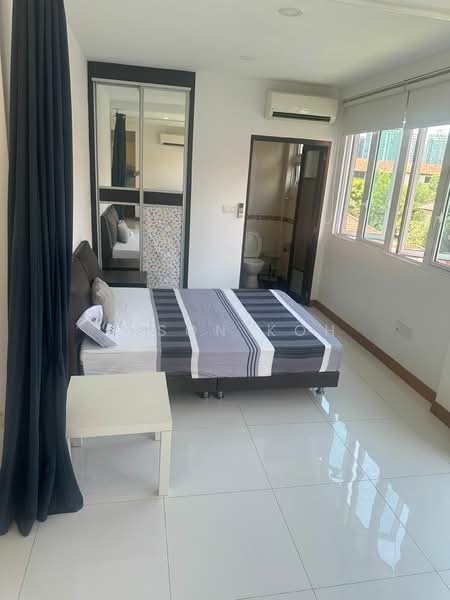 EiS Residences Condominium For Sale at S$ 695,000 | PropertyGuru Singapore - Bedroom