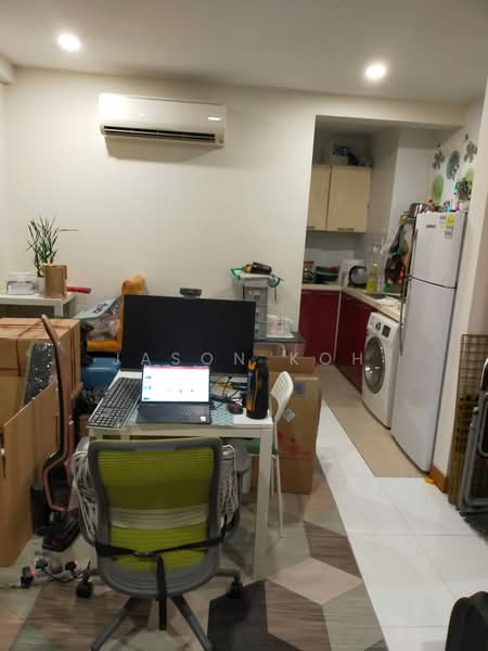 EiS Residences Condominium For Sale at S$ 695,000 | PropertyGuru Singapore - Kitchen