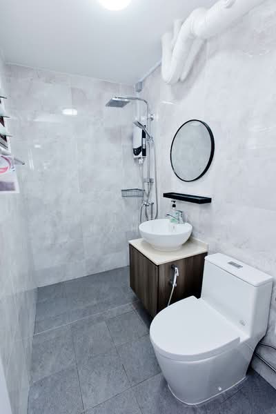150 Simei Street 1 HDB Flat For Sale at S$ 700,000 | PropertyGuru Singapore - Bathroom
