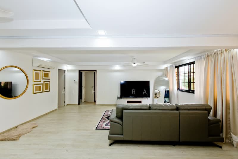 150 Simei Street 1 HDB Flat For Sale at S$ 700,000 | PropertyGuru Singapore - Living Room