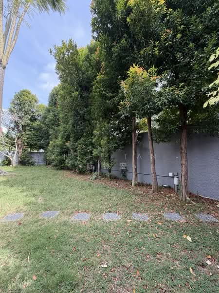 Super Rare, Freehold Balinese Resort Detached near 2 MRTs and Bus Stop Detached House For Sale at S$ 13,888,888 | PropertyGuru Singapore - Garden