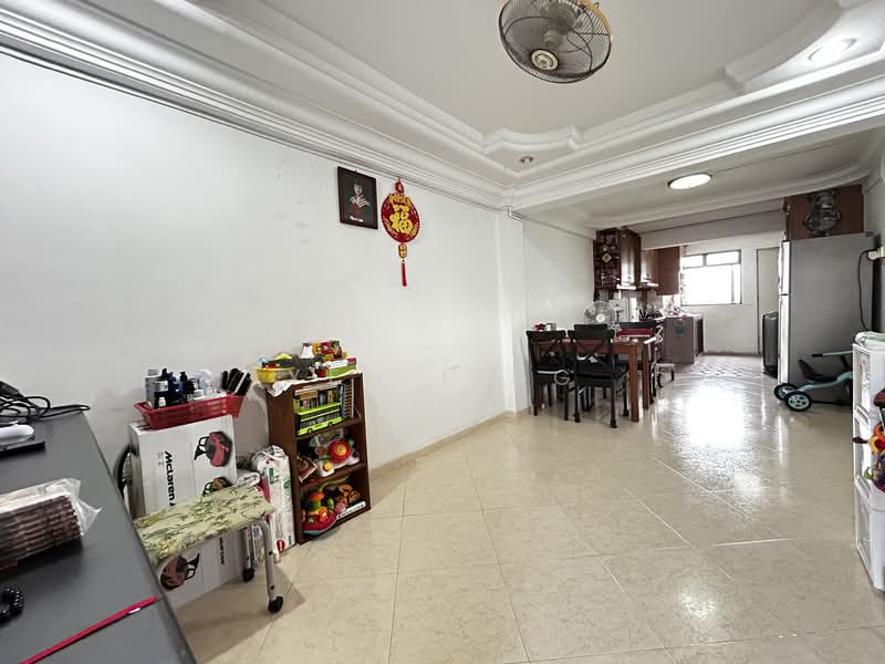 36 Chai Chee Avenue, 36 Chai Chee Avenue, 2 Bedrooms, 700 sqft, HDB Flat For Sale, by Yen Ling, 500064041 - Living Room - PropertyGuru.com.sg