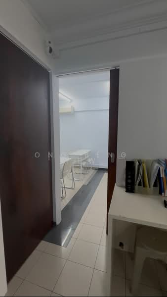 218 Bedok North Street 1, 218 Bedok North Street 1, 2 Bedrooms, 730 sqft, HDB Flat For Rent, by Ong Beng Yew, 500064052 - Interior - PropertyGuru.com.sg