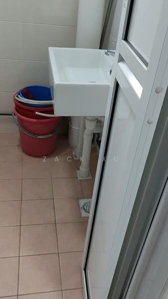 43 Teban Gardens Road, 43 Teban Gardens Road, 2 Bedrooms, 721 sqft, HDB Flat For Rent, by Zack Xu, 500064054 - Bathroom - PropertyGuru.com.sg