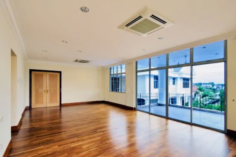 Villas Holland, Bukit Sedap Road, 6 Bedrooms, 12,486 sqft, Detached House For Rent, by Winona Tan 陈沛如, 500064062 - Living Room - PropertyGuru.com.sg