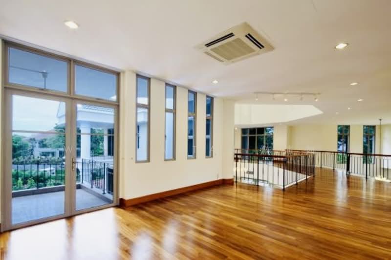 Villas Holland, Bukit Sedap Road, 6 Bedrooms, 12,486 sqft, Detached House For Rent, by Winona Tan 陈沛如, 500064062 - Balcony - PropertyGuru.com.sg