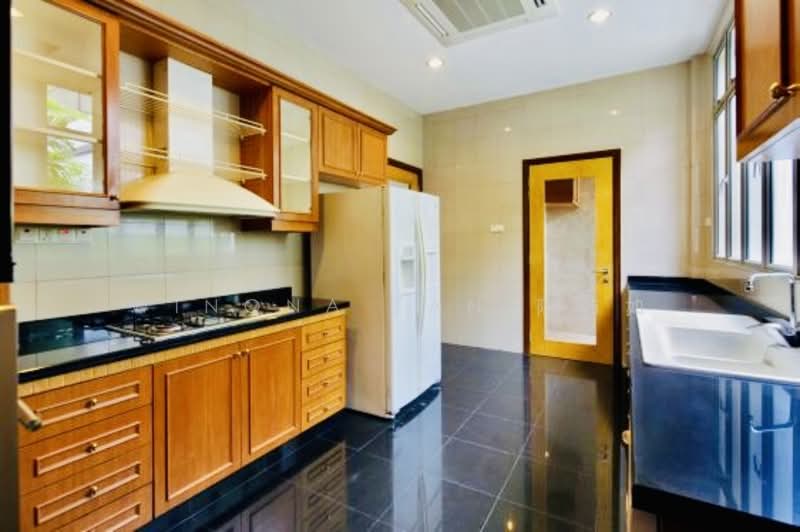 Villas Holland, Bukit Sedap Road, 6 Bedrooms, 12,486 sqft, Detached House For Rent, by Winona Tan 陈沛如, 500064062 - PropertyGuru.com.sg